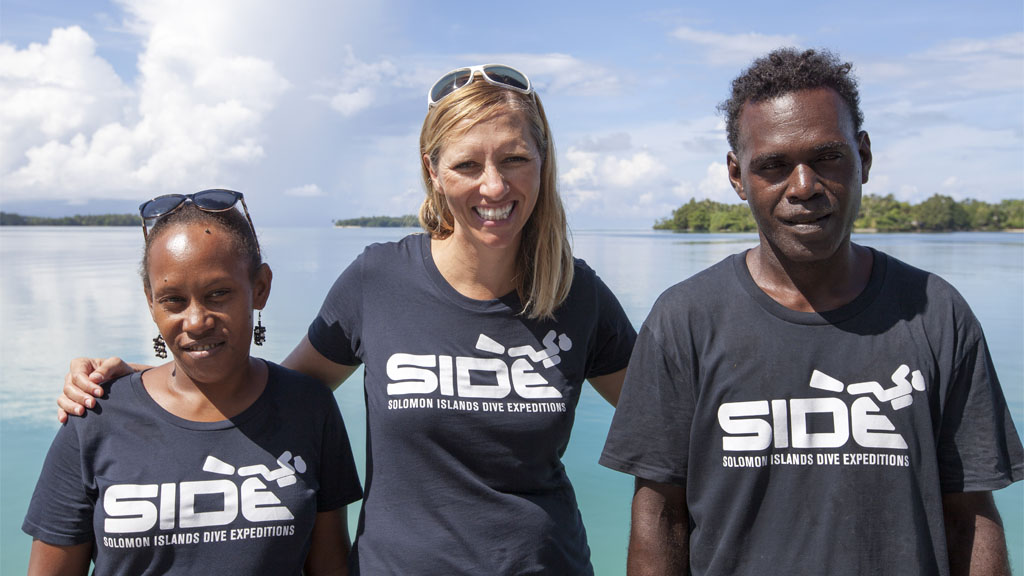 Dive Munda re-launches March 2016 as an SSI Dive Center. Dive Munda team at Munda Solomon Islands with Dive Munda and SIDE