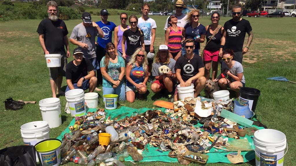 06 Northern Beaches Clean Up Crew with a haul of marine plastic pollution Diveplanit Blog