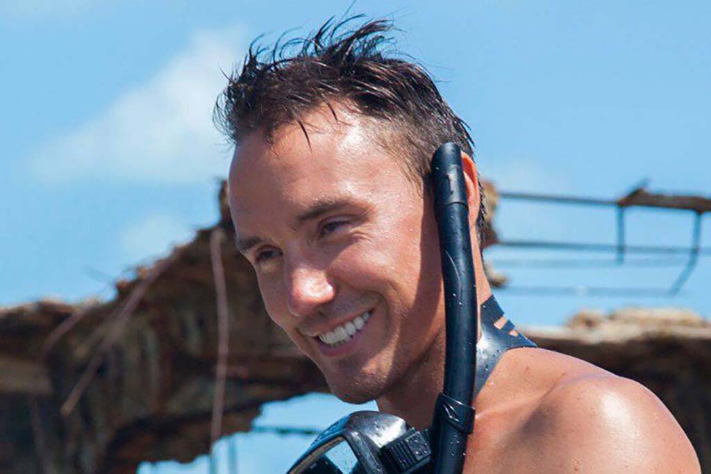 rob stewart sharkwater director