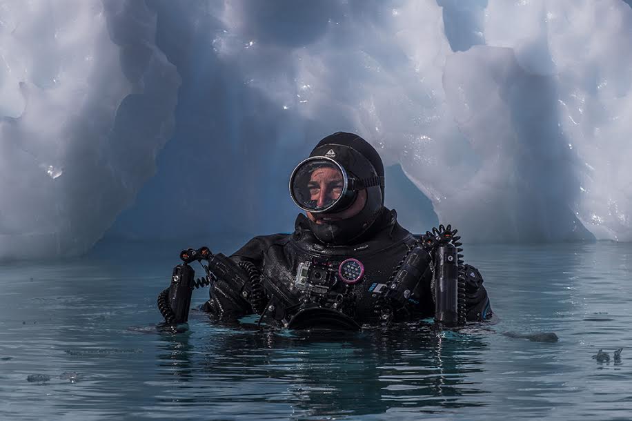 Scott Portelli, an award winning wildlife, nature and underwater photographer, has crossed the globe filming & photographing in the underwater environment