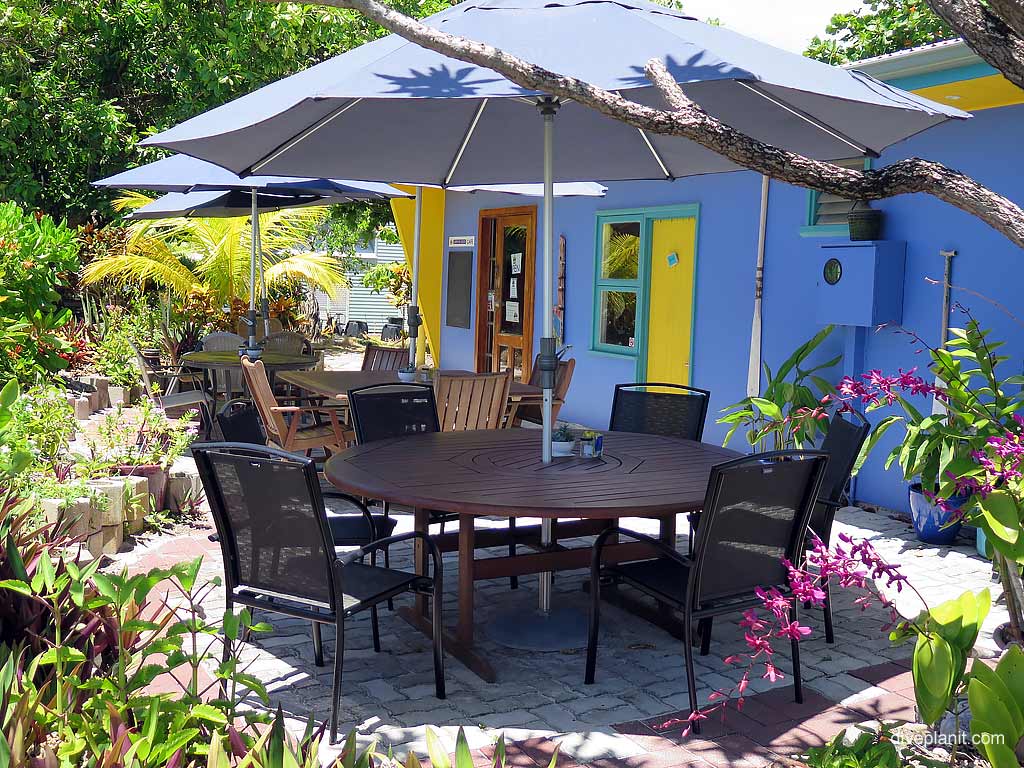 Cocos (Keeling) Islands Scuba Diving Resorts & Liveaboards