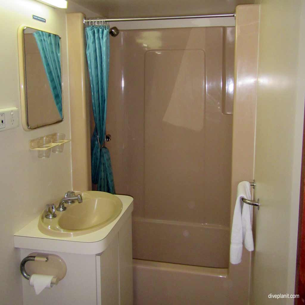 En suite in the ocean quest at the great barrier reef aboard the ocean quest diving the great barrier reef