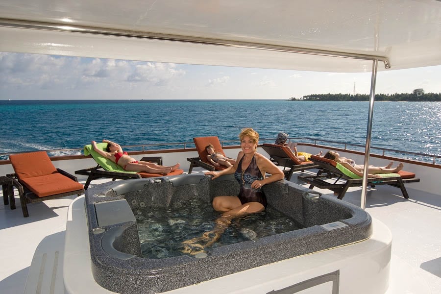 Carpe Vita Liveaboard, luxury liveaboard diving in the Maldives-sundeck