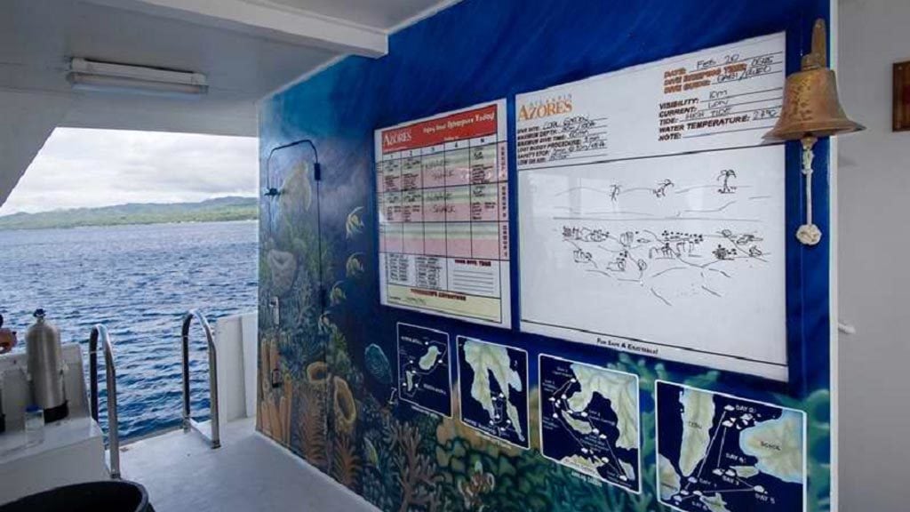 Atlantis Azores’ itineraries cover some of the best sites in the Philippines-dive-deck