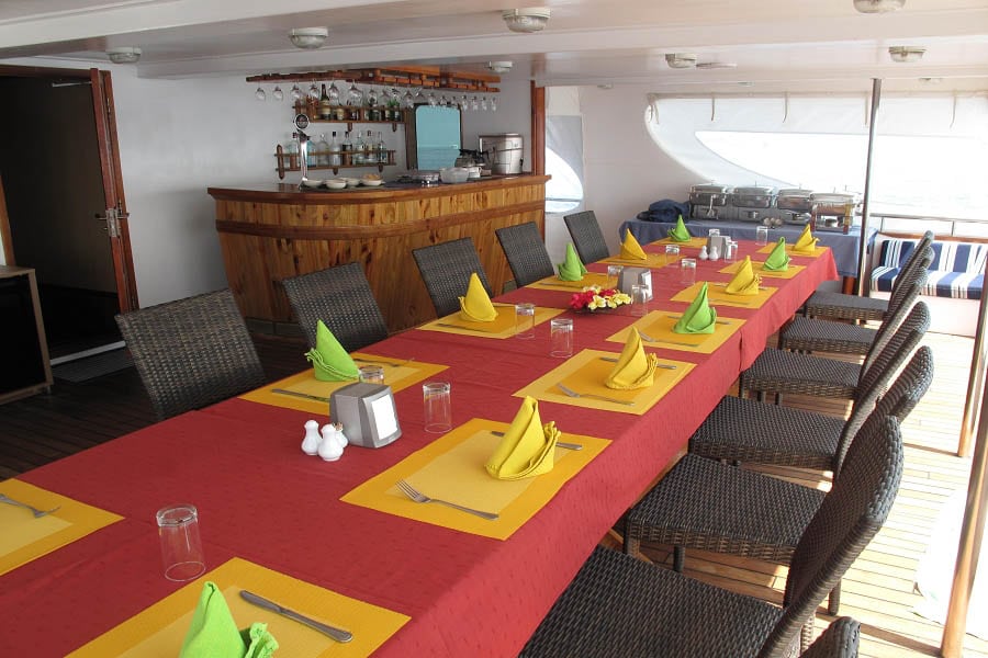 Carpe Diem liveaboard is a modern diving vessel in the Maldives-Dining-area
