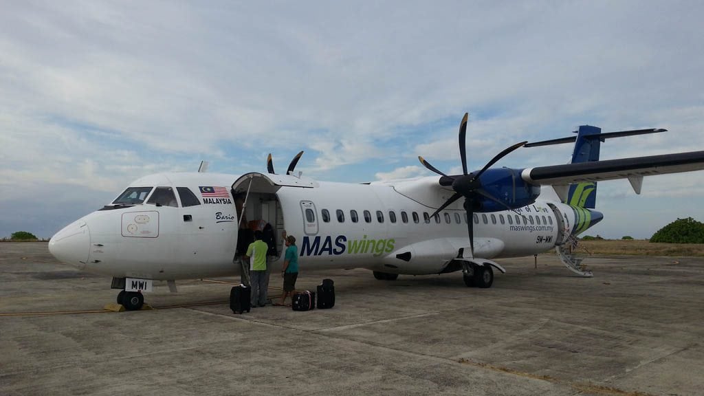 12-Layang Layang Island Resort Sabah Borneo Malaysia ATR72-arrival