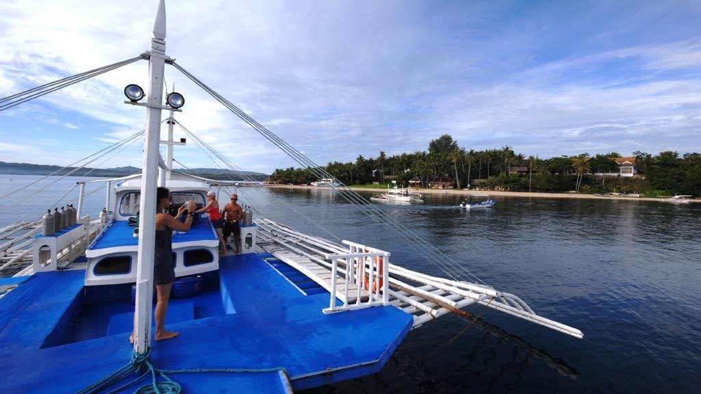 Sea explorers cabilao pura vida beach dive resort calilao bohol philippines gypsy