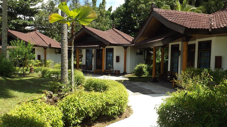 7 Tasik Divers at Tasik Ria Resort Manado North Sulawesi Indonesia sea view cottages