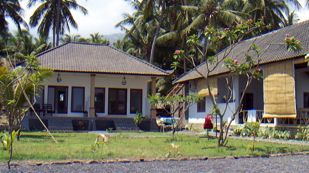 Volunteer for Coral Reef Restoration at Sea Communities in Bali-Indonesia-Villa-Seafront-external