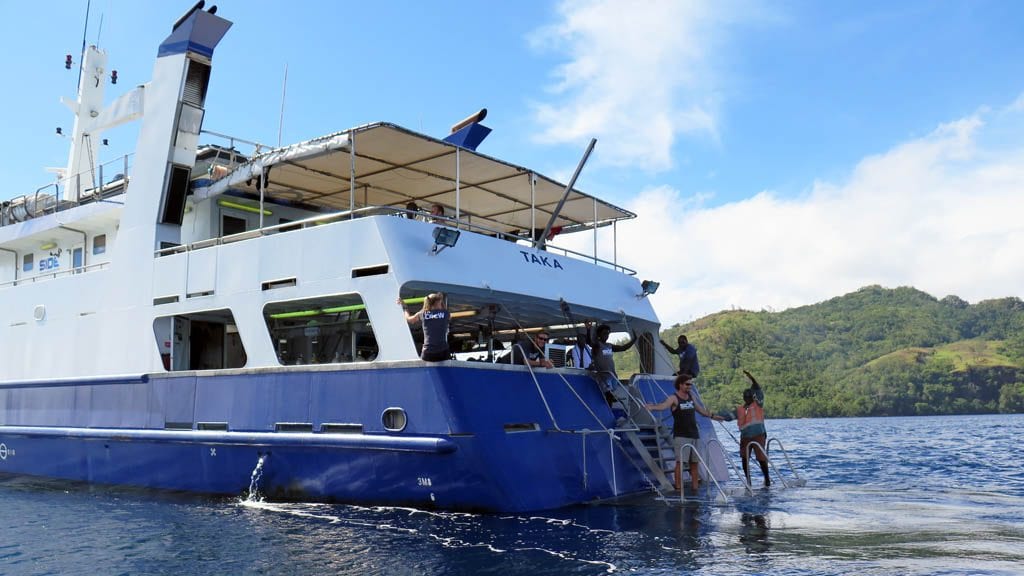 Solomons PNG Master Liveaboard, Solomon Islands & PNG-Rear-dive-platform