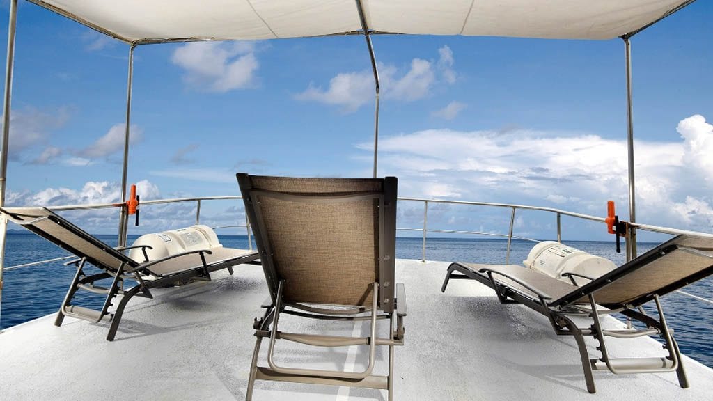 Truk master liveaboard truk sun deck