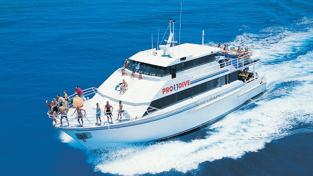 Pro dive cairns scubapro liveaboard great barrier reef external hero