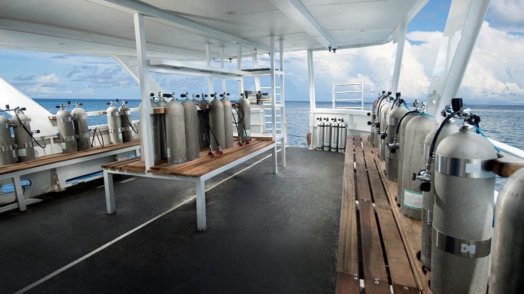 Truk master liveaboard truk dive deck