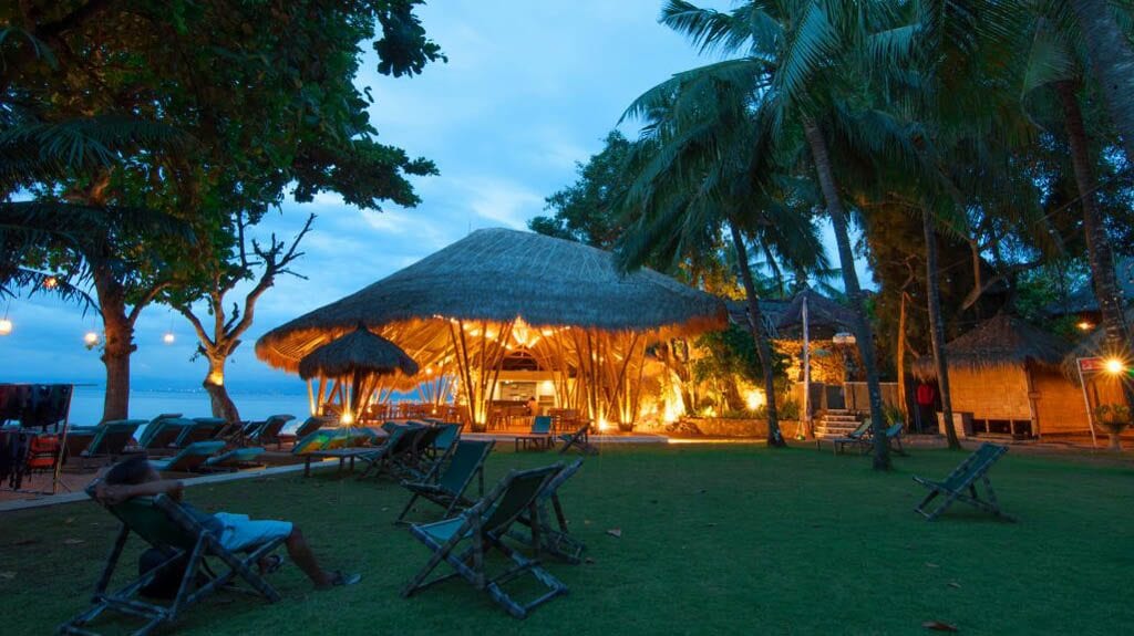 10 Bali Hai Diving Nusa Lembongan Bali Indonesia-Hai Ri Zen Restaurant