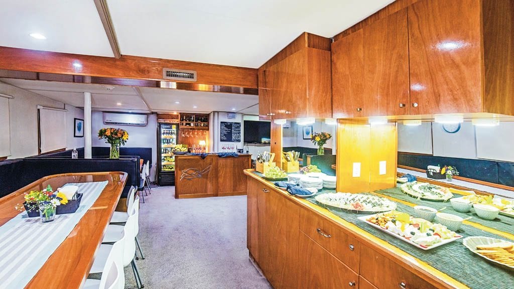 Nautilus Under Sea liveaboard Socorro & Guadalupe Islands Mexico-dining room