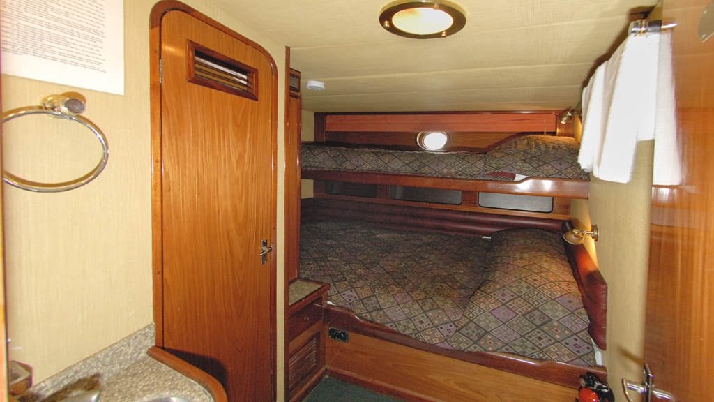 Solmar V classic liveaboard Socorro & Guadalupe Islands-cabin