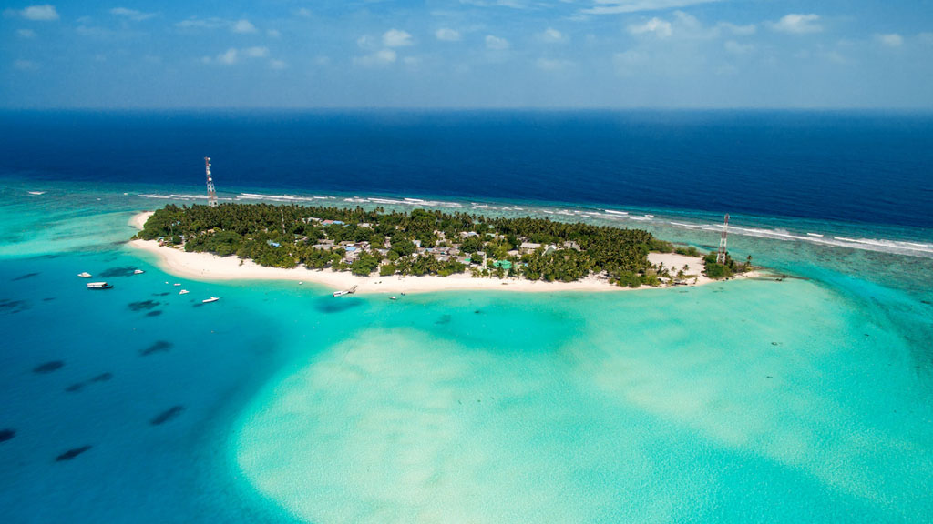 1-Fulhidoo-Dive-Vaavu Atoll-Maldives-Resort Arial