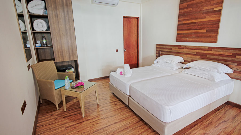 pay an affordable price for comfortable, 3-star accommodation