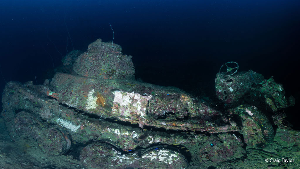 Dive Truk Lagoon tank Blue-Lagoon-Dive-Resort credit Craig Taylor_0049