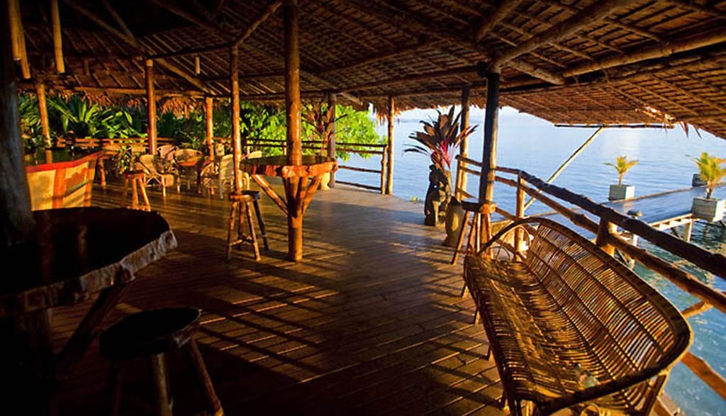 Dive gizo solomon islands sanbis restaurant