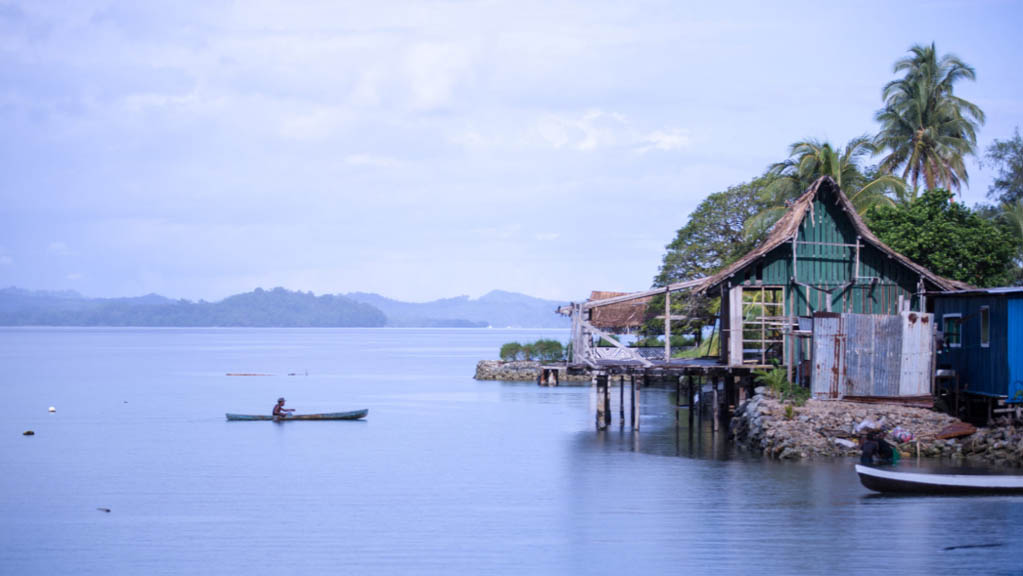 Dive solomons florida islands with raiders hotel and dive morning view