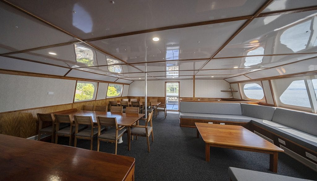MV Oceania at Walindi Plantation Resort saloon 3