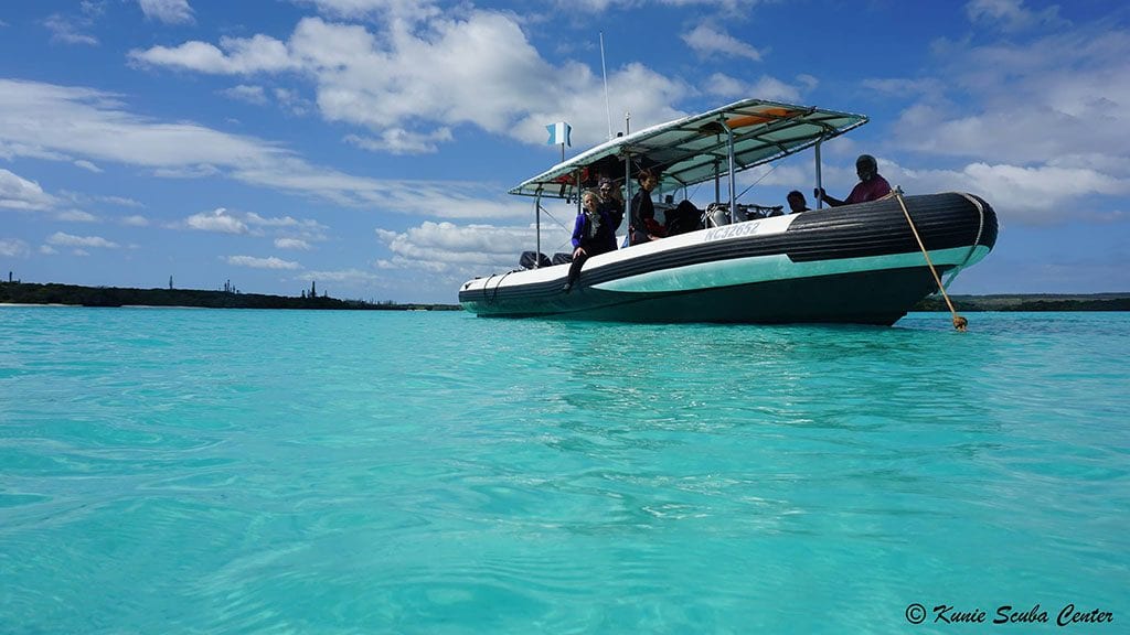 Diving new caledonia isle of pines kunie dive center dive boat side view