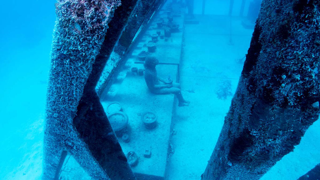 Diveplanit's Deborah Dickson-Smith becomes the first citizen scientist to participate in coral gardening diving the Museum of Underwater Art. 